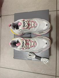 Balnciaga Triple S