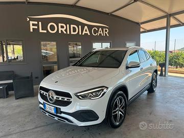 MERCEDES GLA 200 MERCEDES BENZ. 4MATIC SPORT PLUS
