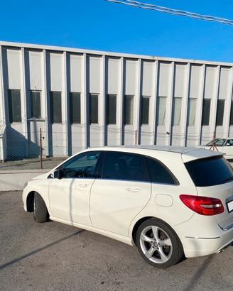 Mercedes-Benz B 180 Classe B - T246 cdi Premium au