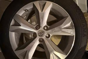 Cerchi lexus nx300h(2015)+gomme invernali yokohama