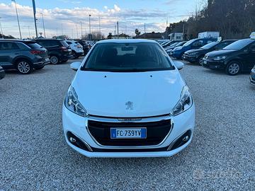 Peugeot 208 PureTech 82 5p. GPL Allure