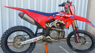 Honda CRF 450 R 2021 Red Moto