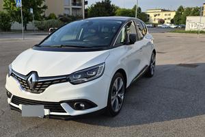 Renault Scenic IV serie