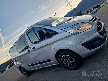 Ford Custom Camperizzato Artigianalmente