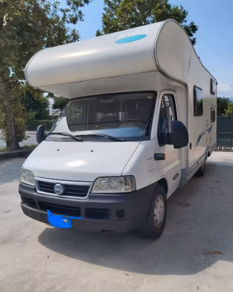 Camper mansardato 