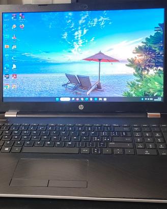 HP Notebook 15 pollici Windows 11 25H2