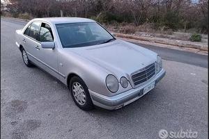 MERCEDES 250 TD KM 241000