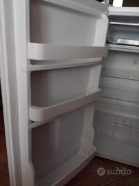 Frigorifero Comfee 93L