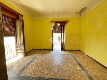 CASA SEMINDIPENDENTE A RACALE