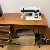 Macchina da cucire Necchi 206