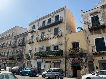 3 LOCALI A PALERMO