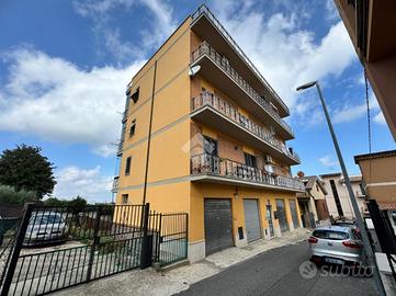 3 LOCALI A SAN CESAREO