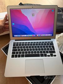 Apple Macbook air 13 early 2015