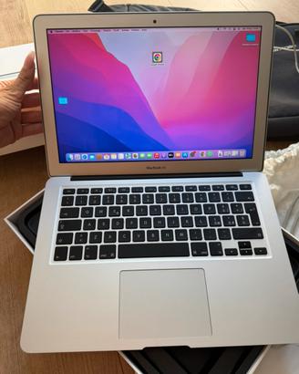 Apple Macbook air 13 early 2015