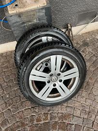 Gomme invernali Pirelli, cerchi per VW GOLF da 16’