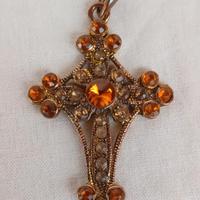 Ciondolo croce in stile rinascimento 