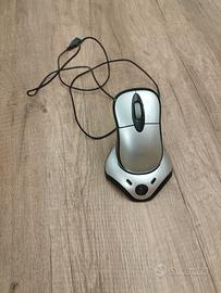 Mouse senza fili 