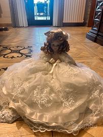 Bambola da collezione in porcellana