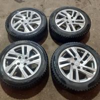 Peugeot 208 Cerchi e Gomme 195/55/16 Invernali