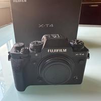 Fujifilm X-T4 nera