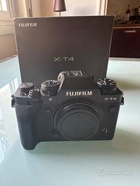 Fujifilm X-T4 nera