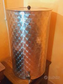 contenitore in acciaio inox x vino o olio
