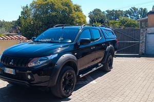 Mitsubishi L200  2.4 td