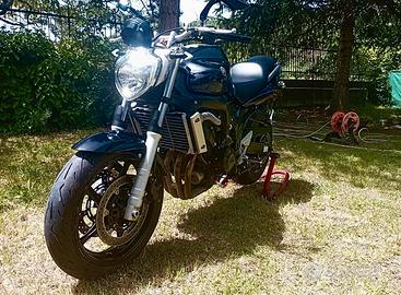 Yamaha FZ6