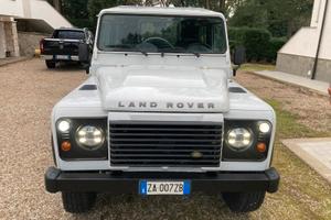 LAND ROVER Defender - 2011