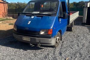 Camioncino ford transit