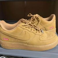 Supreme x NK Air Force 1 color grano, 38.5