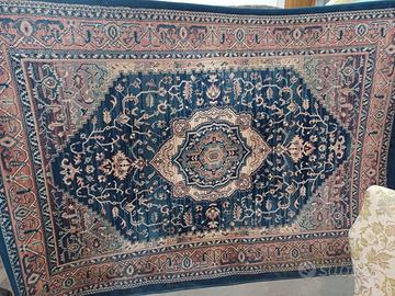 tappeto rosa circa 150 X 70