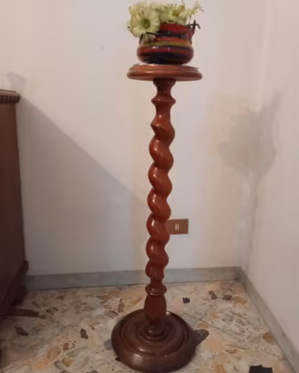 Colonna  Legno a Torciglione