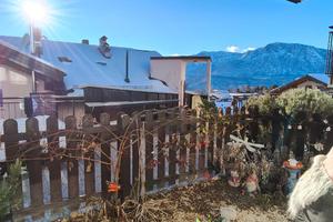 Montevaccino ampio due stanze con garage e cantina