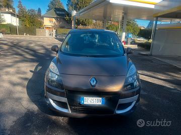 Renault scenic 1.9 diesle
