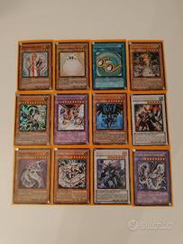 Lotto Yu-Gi-Oh! 12 carte Vintage rare