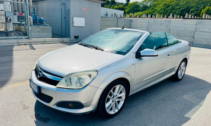 Opel Astra TwinTop 1.9 16V CDTI 150CV Cosmo