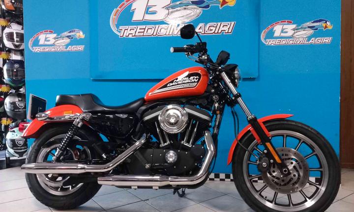 HARLEY-DAVIDSON SPORTSTER XL 883 R