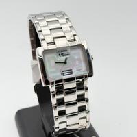 vagary quartz 31mm ik6-019-11 nos vintage watch