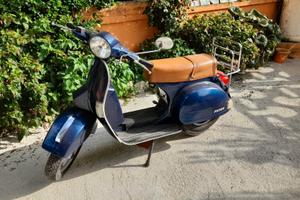 Piaggio Vespa 150 GTS