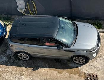 auto pezzi di ricambio /intera