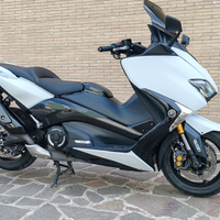 Yamaha tmax 2017 530 dx abs