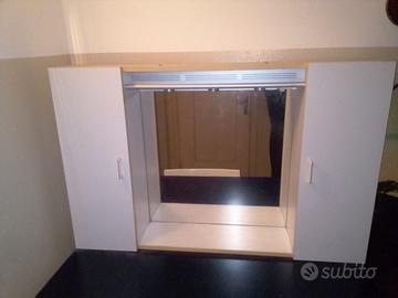 Specchio con mobile bagno