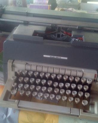 Macchina da scrivere Olivetti LINEA 98