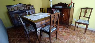 Camera da pranzo con divano