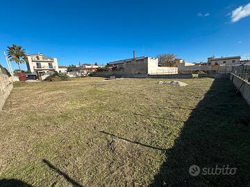 Terreno edificabile di 1220 mq