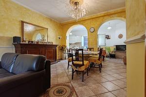 5 LOCALI A GALLICANO NEL LAZIO