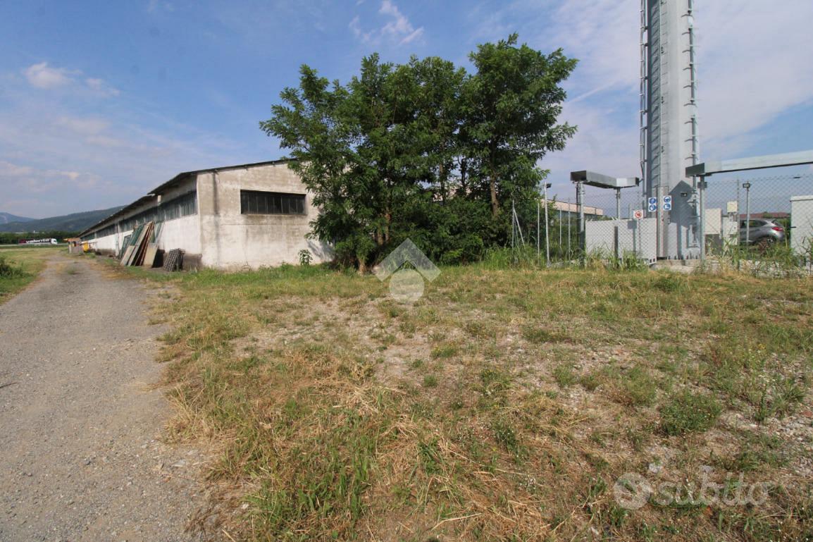 TERRENO A ADRO - Vista 5