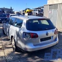 VW PASSAT VARIANT 3C5 2.0 TDI 140CV -ricambi