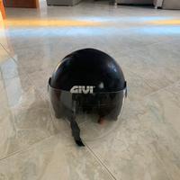 Casco Givi